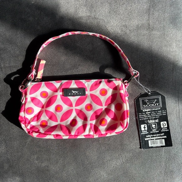 Scout Handbags - Scout by Bungalow Girls Night Out Wristlet Pink NWT